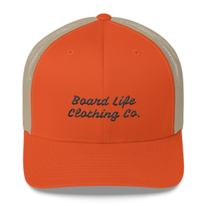 Gorra Trucker de Board Life Clothing Co.